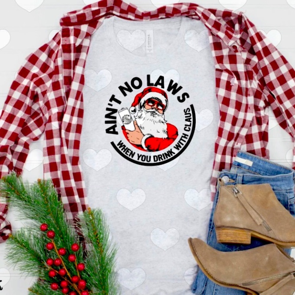 Ain’t No Laws Santa Graphic T-shirt